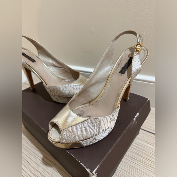 Louis Vuitton Satin Metallic Gold Motard Piccadilly Peep Toe Slingback Platform - Picture 2 of 13
